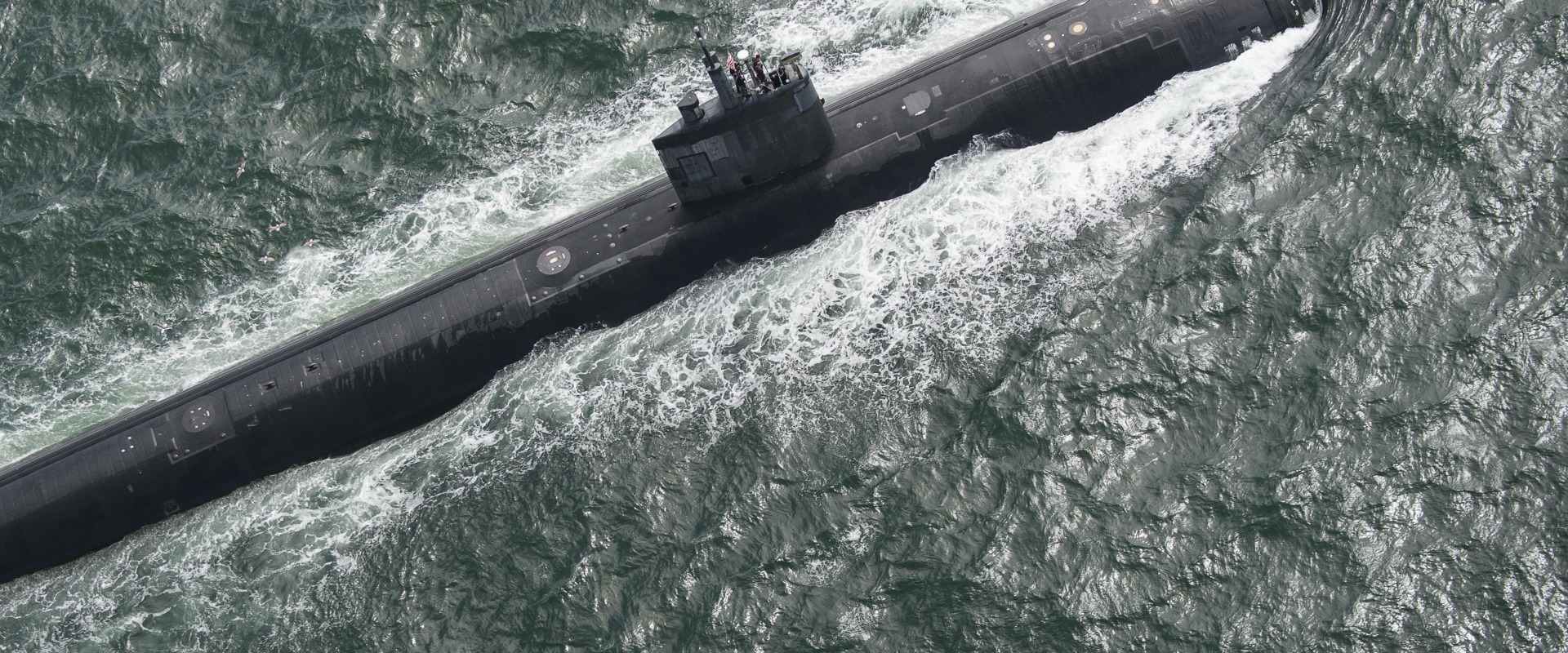 Exploring the USS Pasadena: A Los Angeles-class Attack Submarine